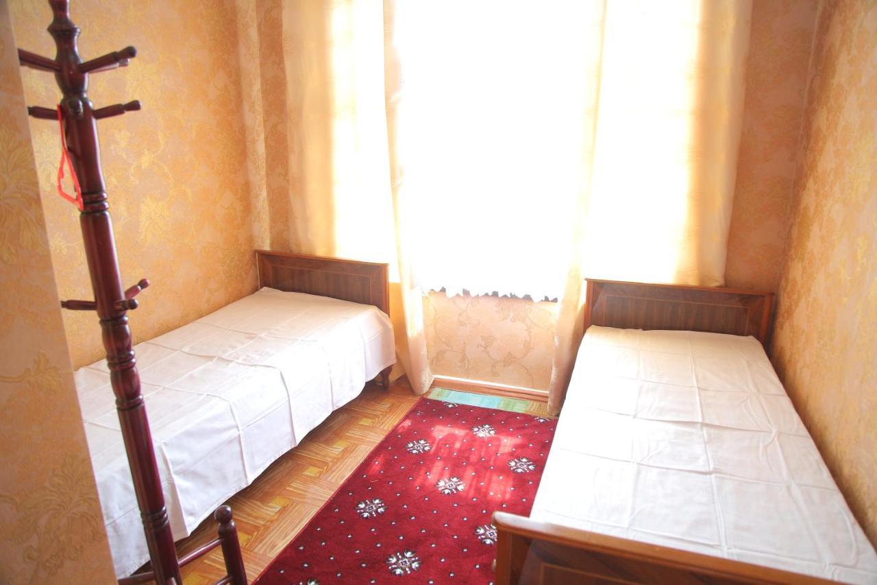 Gulsara Hostel Samarkand Exterior foto